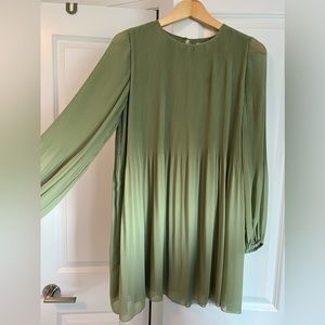 Aritzia Wilfred Daydreamer Mini Dress